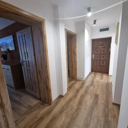 Przestronny Na Starowce شقة *