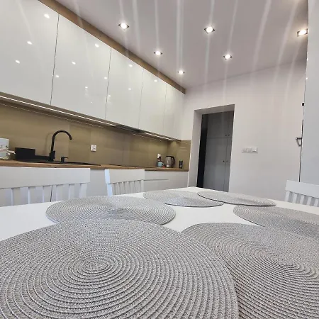 Appartement Przestronny Na Starowce